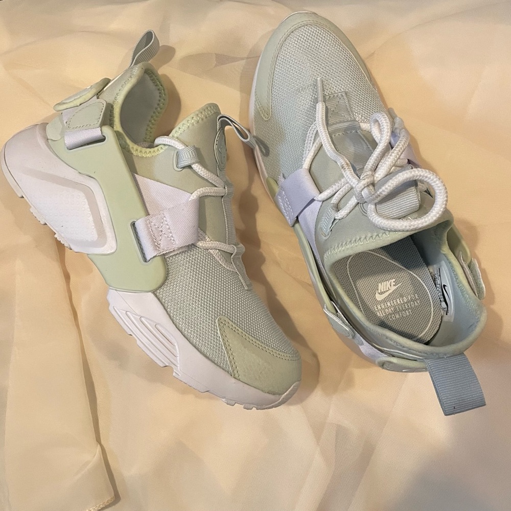 Nike Huarache City